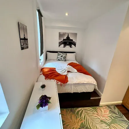 Apartment Central 1-bedroom Cozy Budget Apartment, Edgware Road *
