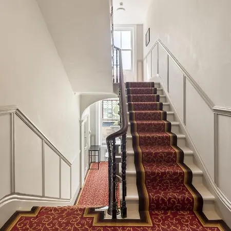 Notting Hill House Apartahotel
