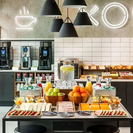 Adagio London Sutton Point Apartahotel 4*