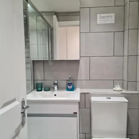 Apartmán New - Family 2 Bedroom In Quiet Street Near Parks 107-3 1fl *