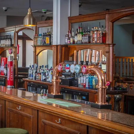 The Crown London, Worldhotels Distinctive 4* Londýn