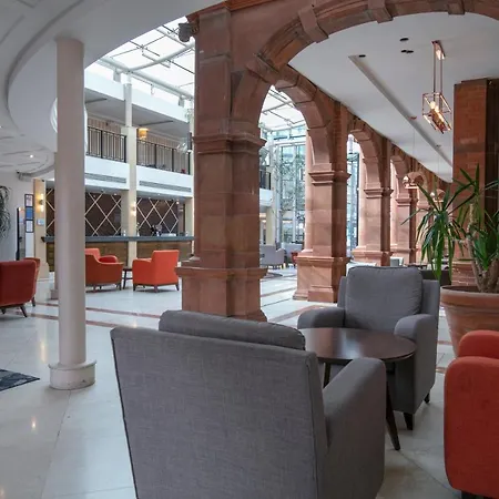 The Crown London, Worldhotels Distinctive