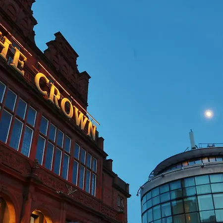 The Crown London, Worldhotels Distinctive Hotel 4*
