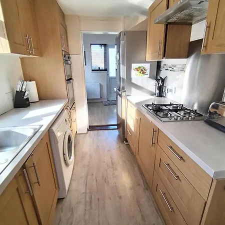 Apartman Wembley 2 Bed/2 Bath Modern Apt London