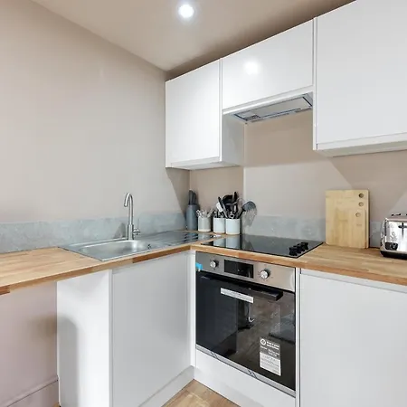 Parkhurst By Hiatus Concierge Apartment