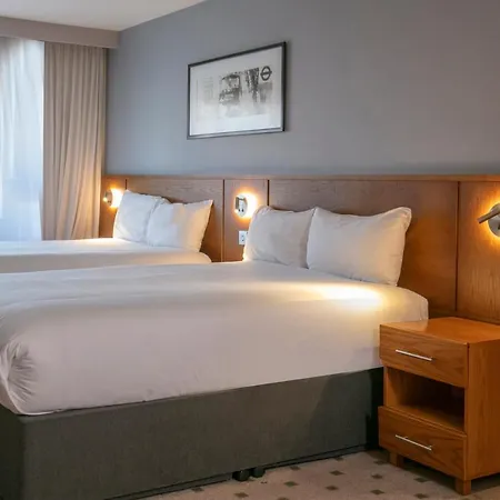 Hotel The Crown London, Worldhotels Distinctive