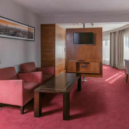 Hotel The Crown London, Worldhotels Distinctive Londýn