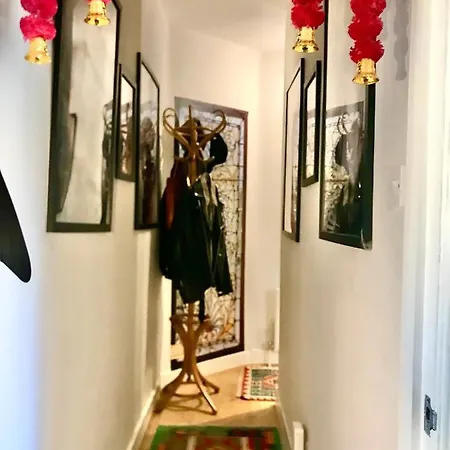 Apartment Georgian Boho Flat Central London