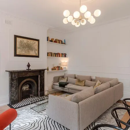 Lux And Spacious 4 Bedroom Camden アパート *