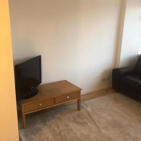 Dalrymple Apartment London