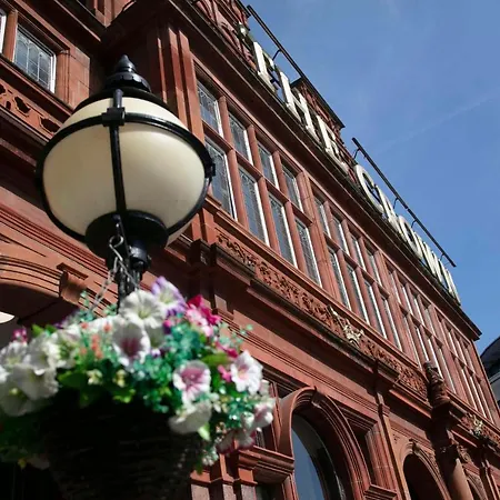 The Crown London, Worldhotels Distinctive Londýn