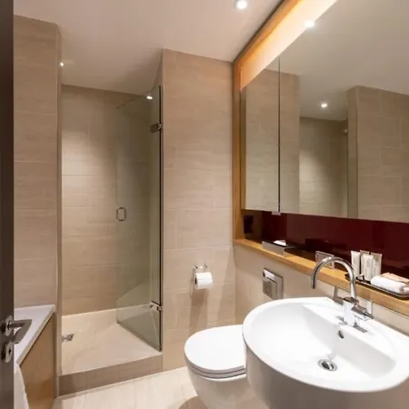 Apex Temple Court Otel 4*