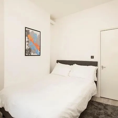 Spacious Serenity In The Heart Of Apartman