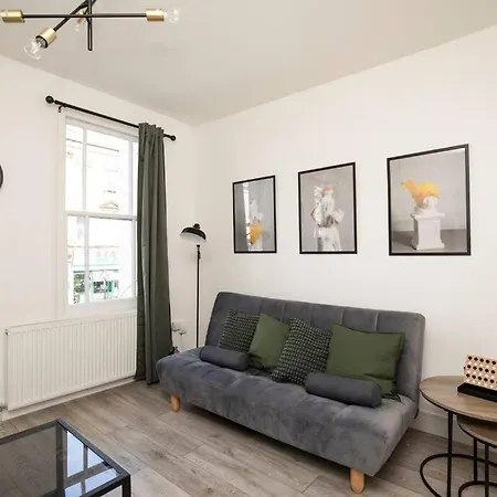 Spacious Serenity In The Heart Of *