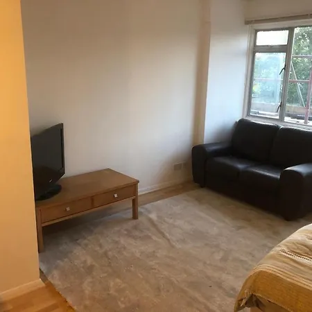 Dalrymple Apartment