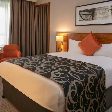 Hotel The Crown London, Worldhotels Distinctive