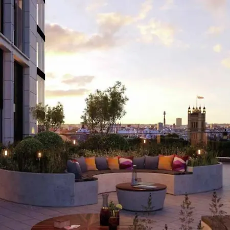 Riverside Luxury - Pool, Gym, Sauna, Cinema, Bowling Alley And More! Appartement Londen