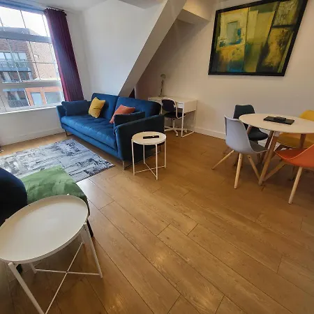 Garland Centre Apartment, Crayford-dartford Crayford