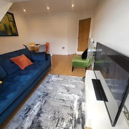 Garland Centre Apartment, Crayford-dartford Crayford