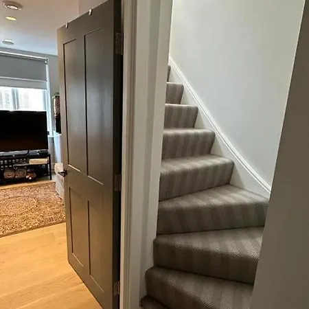 Heart Of Soho Two Bedroom Apartment