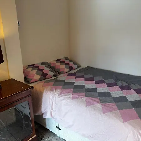 Heathrow28 Homestay