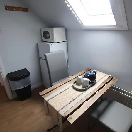 Nice Holiday Studio 15 Mins From Central Appartamento *