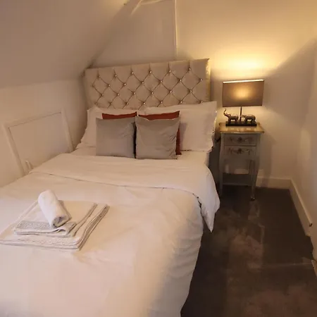 Nice Holiday Studio 15 Mins From Central *