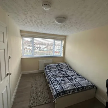 Holiday home Modern & Spacious Terrace House *