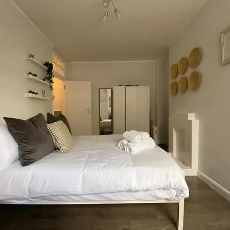 Central Chic Oasis ~ King's Cross * London