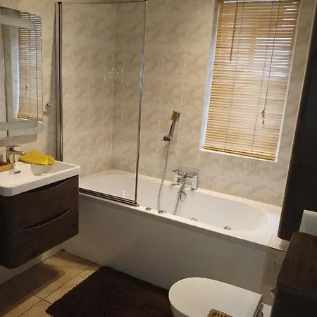 Apartment Stylish 1 Bedroom In London