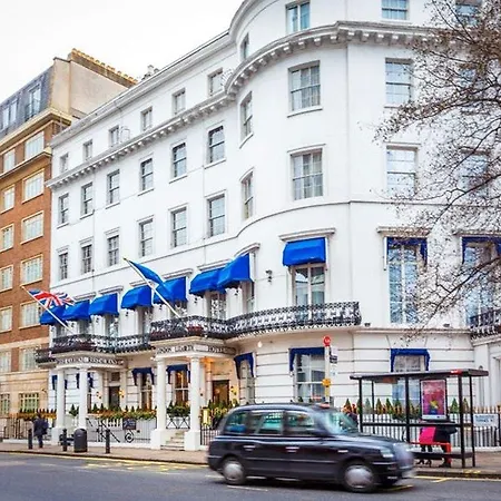 Elizabeth 4*