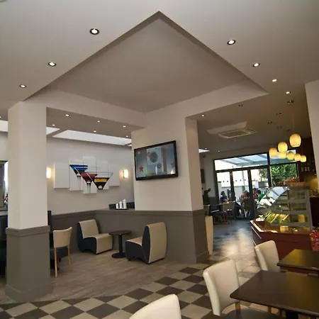 Pembury At Finsbury Park Hotel Londyn
