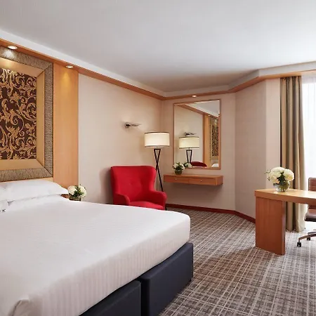 Hotel Millennium Gloucester 4*