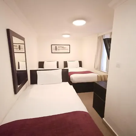 The Royale Chulan Hyde Park Hotel 3*