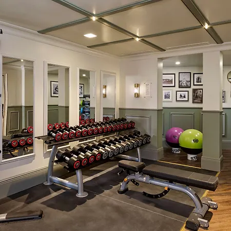 100 Queens Gate Hotel, Curio Collection By Hilton מלון לונדון