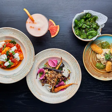 11 Cadogan Gardens And The By Iconic Luxury Hotel London