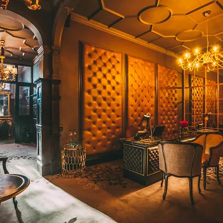 11 Cadogan Gardens And The By Iconic Luxury Hotel London