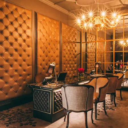 11 Cadogan Gardens And The By Iconic Luxury Hotel 5*