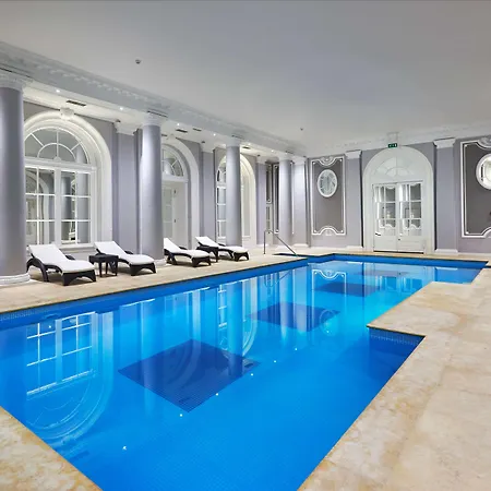 The Waldorf Hilton 4* Londra