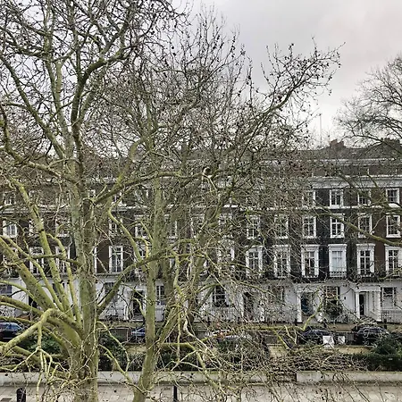 Hotel Mitre House