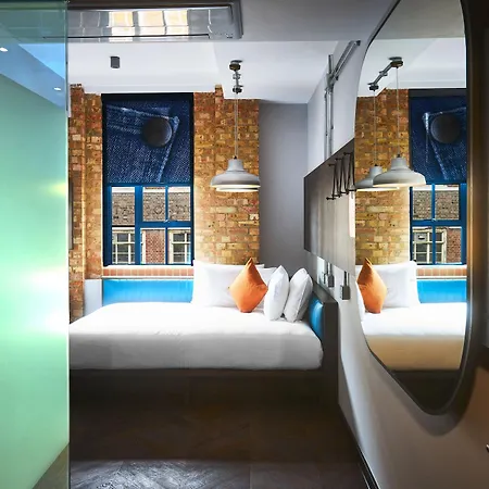 New Road Hotel