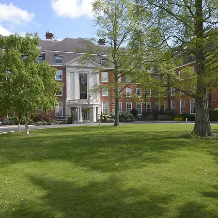 Hotel The Lensbury