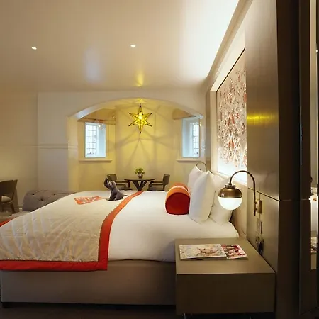 The Lalit Hotel 5*