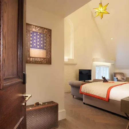 The Lalit Hotel 5*