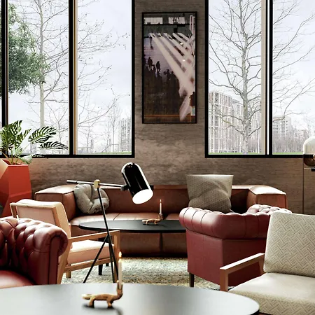 The Gantry Curio Collection By Hilton لندن