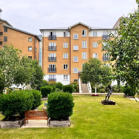 The Cotton Row Place - Bright 2bdr Flat