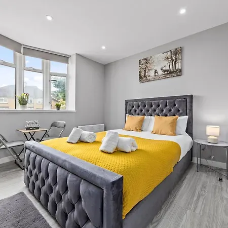 Guest house Heathrow Stays - Tw13 Feltham