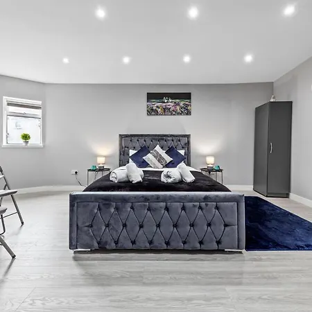 Guest house Heathrow Stays - Tw13 Feltham