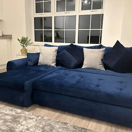 Apartmán 1 Bed High Quality Modern Flat
