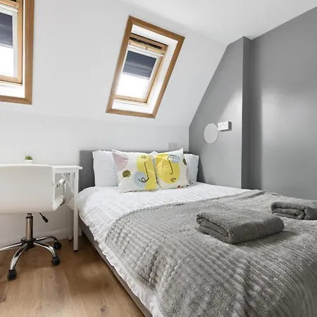 Charming Flat In The Heart Of Fulham - New *